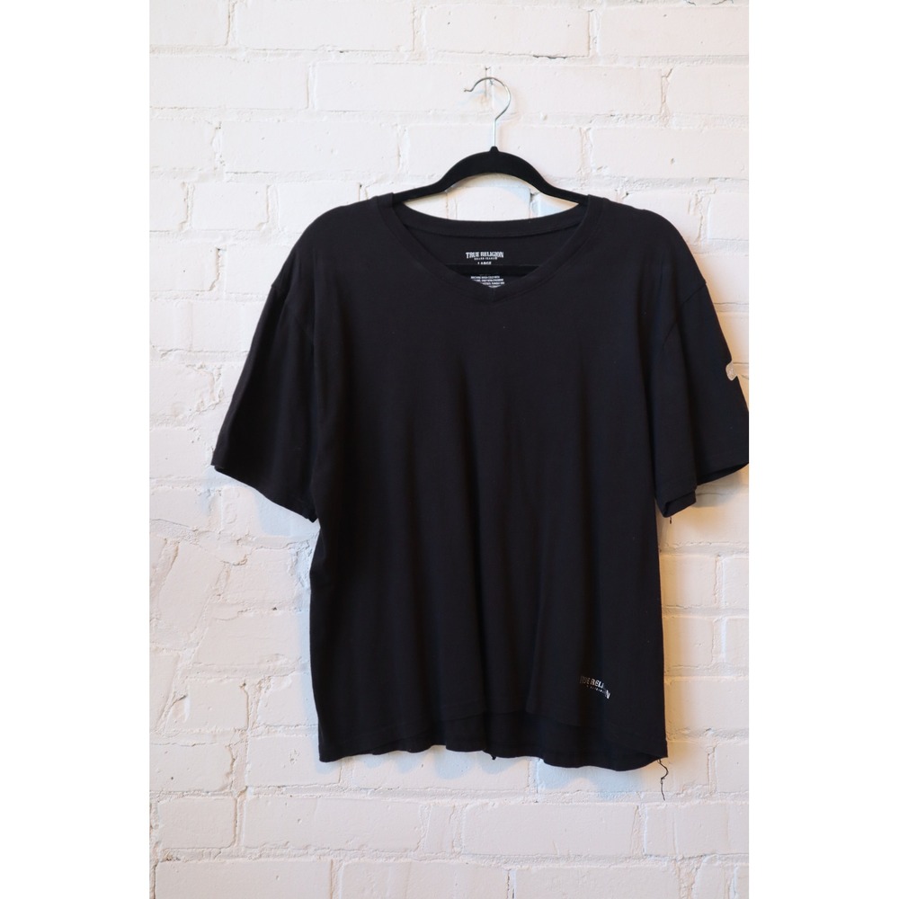 True Religion Mens Black V-Neck T-Shirt Silver Horseshoe Logo Sleeve Size Large
